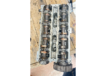 97 model Mondeo 2.0 benzinli silindir kapak