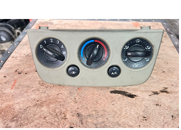 Ford Fiesta 2004-2009 klima paneli