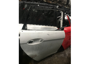 Ford Fiesta 2010-2016 arka kapı