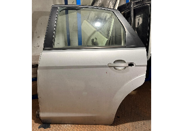Ford focus 2010 arka kapı