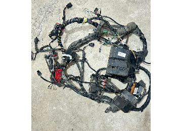 Ford tourneo courier 2019-2023 1.0 ecobost benzinli sigorta tesisatı